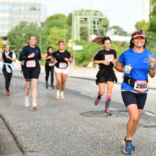 06.09.2026 - CURREX Alsterlauf Dr. Thomas Lammeyer http://msf.ph/oto/10137730 06.09.2026 10:03:35 Laufen 6368, 2430, 6285, 2883, 290 meine-sportfotos.de