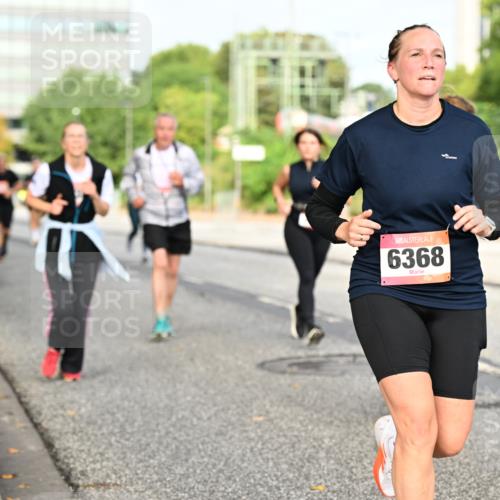 06.09.2026 - CURREX Alsterlauf Dr. Thomas Lammeyer http://msf.ph/oto/10137756 06.09.2026 10:03:38 Laufen 6368 meine-sportfotos.de
