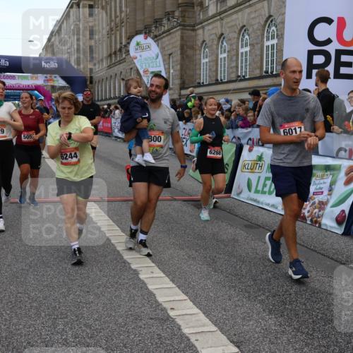 06.09.2026 - CURREX Alsterlauf Strokosch-Dieckow http://msf.ph/oto/10137779 06.09.2026 09:59:49 Ziel 2269, 2660, 2676, 3119, 3120, 3414, 4042, 4209, 4323, 4324, 4498, 4889, 4916, 5055, 5056, 5154, 5229, 5497, 5800, 6017, 6148, 6244, 6268, 8082 meine-sportfotos.de