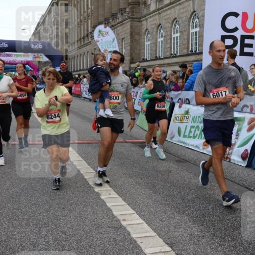 06.09.2026 - CURREX Alsterlauf Strokosch-Dieckow http://msf.ph/oto/10137791 06.09.2026 09:59:49 Ziel 2269, 2660, 2676, 3119, 3120, 3414, 4042, 4209, 4323, 4324, 4498, 4889, 4916, 5055, 5056, 5154, 5229, 5497, 5800, 6017, 6148, 6244, 6268, 8082 meine-sportfotos.de