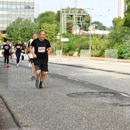 06.09.2026 - CURREX Alsterlauf Dr. Thomas Lammeyer http://msf.ph/oto/10137794 06.09.2026 10:03:44 Laufen 3918, 2155, 4473 meine-sportfotos.de
