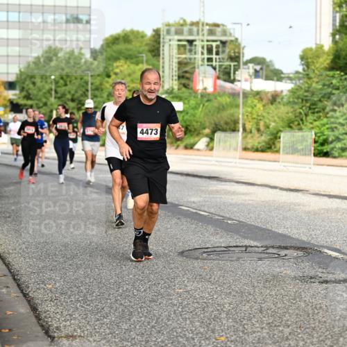 06.09.2026 - CURREX Alsterlauf Dr. Thomas Lammeyer http://msf.ph/oto/10137804 06.09.2026 10:03:45 Laufen 4473 meine-sportfotos.de