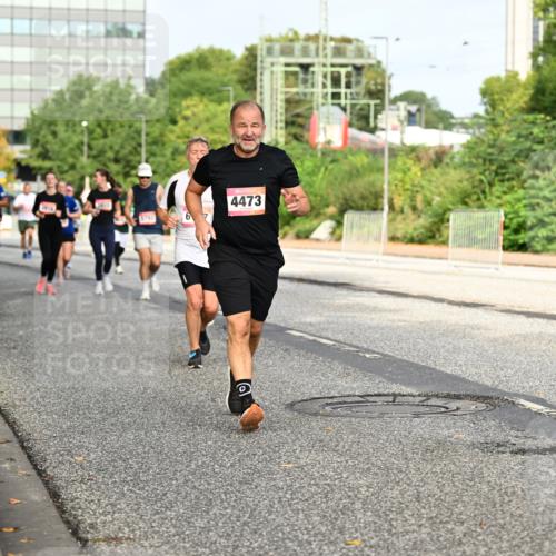 06.09.2026 - CURREX Alsterlauf Dr. Thomas Lammeyer http://msf.ph/oto/10137805 06.09.2026 10:03:45 Laufen 3742, 6, 4473 meine-sportfotos.de