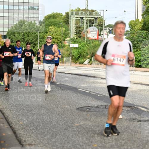 06.09.2026 - CURREX Alsterlauf Dr. Thomas Lammeyer http://msf.ph/oto/10137828 06.09.2026 10:03:47 Laufen 2155, 622, 6319, 5792, 4233, 820, 6147 meine-sportfotos.de