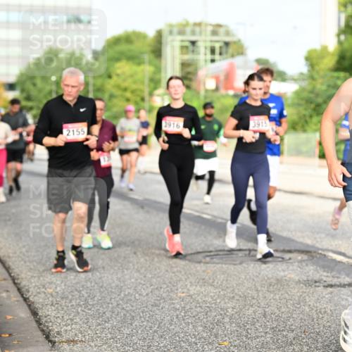 06.09.2026 - CURREX Alsterlauf Dr. Thomas Lammeyer http://msf.ph/oto/10137848 06.09.2026 10:03:51 Laufen 1916, 3915, 2155, 5792 meine-sportfotos.de