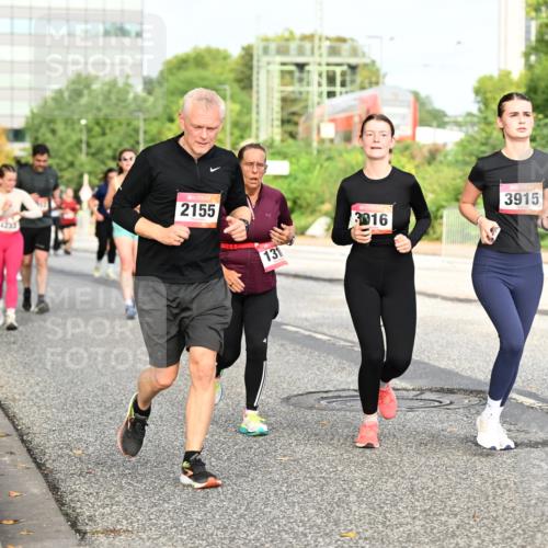 06.09.2026 - CURREX Alsterlauf Dr. Thomas Lammeyer http://msf.ph/oto/10137857 06.09.2026 10:03:52 Laufen 4233, 2155, 131, 316, 3915, 2026, 6319 meine-sportfotos.de
