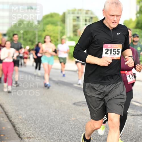 06.09.2026 - CURREX Alsterlauf Dr. Thomas Lammeyer http://msf.ph/oto/10137870 06.09.2026 10:03:53 Laufen 2155, 13 meine-sportfotos.de