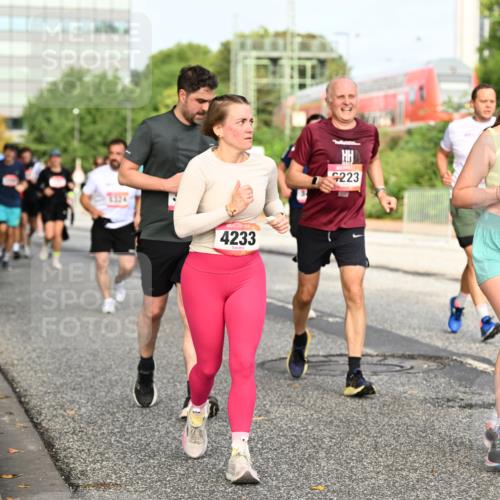 06.09.2026 - CURREX Alsterlauf Dr. Thomas Lammeyer http://msf.ph/oto/10137909 06.09.2026 10:03:57 Laufen 3324, 4233, 223, 399 meine-sportfotos.de