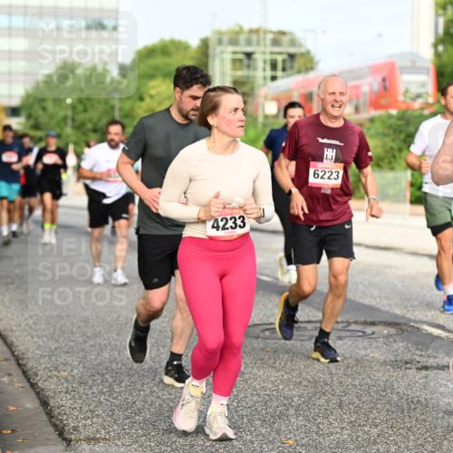 06.09.2026 - CURREX Alsterlauf Dr. Thomas Lammeyer http://msf.ph/oto/10137910 06.09.2026 10:03:57 Laufen 4233, 6223, 1399 meine-sportfotos.de