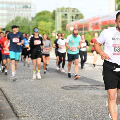 06.09.2026 - CURREX Alsterlauf Dr. Thomas Lammeyer http://msf.ph/oto/10137948 06.09.2026 10:04:01 Laufen 5324 meine-sportfotos.de