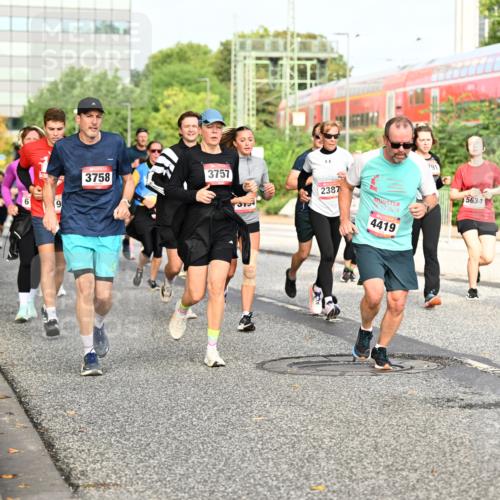 06.09.2026 - CURREX Alsterlauf Dr. Thomas Lammeyer http://msf.ph/oto/10137958 06.09.2026 10:04:02 Laufen 3757, 3758, 6, 9, 2387, 09, 2019, 4419, 791, 5634, 3576 meine-sportfotos.de