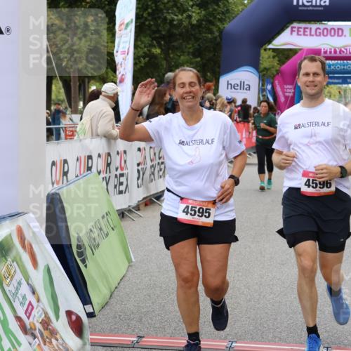 06.09.2026 - CURREX Alsterlauf Strokosch-Dieckow http://msf.ph/oto/10137996 06.09.2026 10:14:02 Ziel 2555, 2560, 2818, 2866, 2867, 3510, 4398, 4595, 4596, 4981, 5438, 5440, 5715, 6289 meine-sportfotos.de