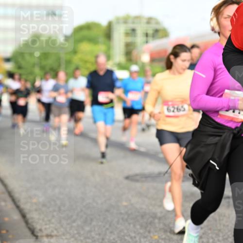 06.09.2026 - CURREX Alsterlauf Dr. Thomas Lammeyer http://msf.ph/oto/10138002 06.09.2026 10:04:06 Laufen 6265, 31 meine-sportfotos.de