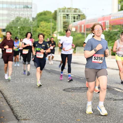 06.09.2026 - CURREX Alsterlauf Dr. Thomas Lammeyer http://msf.ph/oto/10138045 06.09.2026 10:04:09 Laufen 2491, 4841, 5256, 37 meine-sportfotos.de