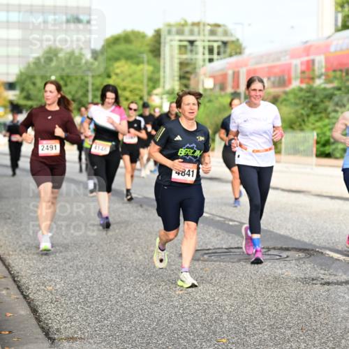 06.09.2026 - CURREX Alsterlauf Dr. Thomas Lammeyer http://msf.ph/oto/10138056 06.09.2026 10:04:11 Laufen 4146, 2491, 4841, 6044 meine-sportfotos.de