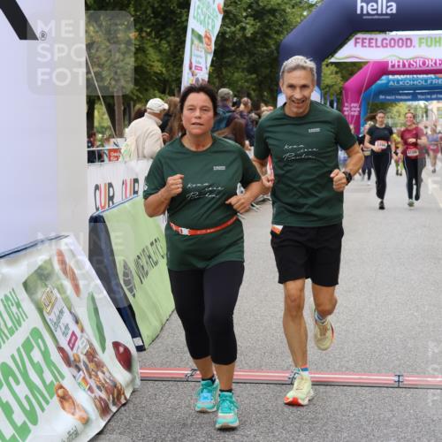 06.09.2026 - CURREX Alsterlauf Strokosch-Dieckow http://msf.ph/oto/10138063 06.09.2026 10:14:08 Ziel 2800, 2866, 2867, 3494, 3992, 3993, 4109, 4253, 4398, 4595, 4596, 4981, 5506, 5715, 6289 meine-sportfotos.de