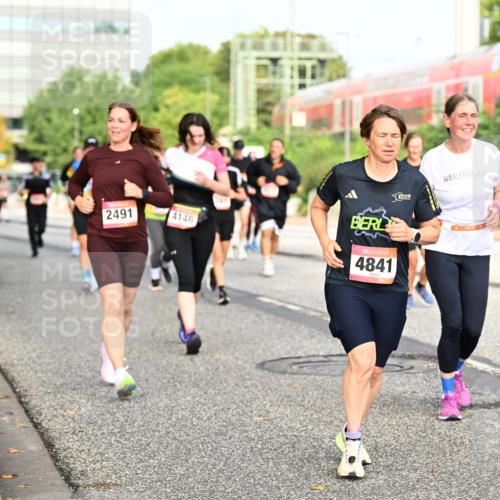 06.09.2026 - CURREX Alsterlauf Dr. Thomas Lammeyer http://msf.ph/oto/10138066 06.09.2026 10:04:11 Laufen 2491, 4146, 5, 4841 meine-sportfotos.de