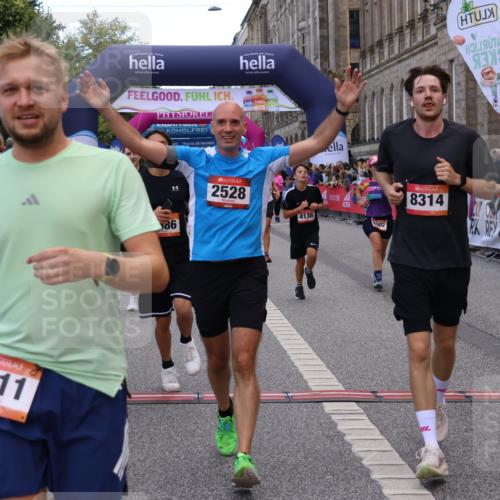06.09.2026 - CURREX Alsterlauf Strokosch-Dieckow http://msf.ph/oto/10138088 06.09.2026 10:00:07 Ziel 2136, 2300, 2528, 2686, 2743, 2947, 3179, 3268, 3294, 3364, 3511, 4136, 4180, 4237, 4407, 4424, 5472, 5501, 5738, 5741, 5823, 6254, 8002, 8023, 8035, 8314 meine-sportfotos.de