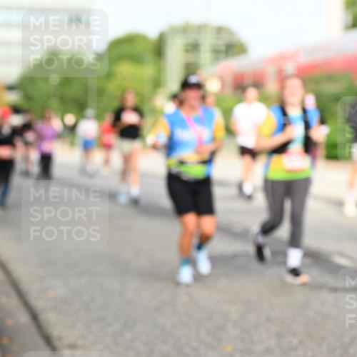 06.09.2026 - CURREX Alsterlauf Dr. Thomas Lammeyer http://msf.ph/oto/10138108 06.09.2026 10:04:15 Laufen  meine-sportfotos.de