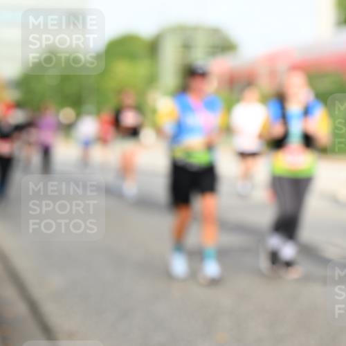 06.09.2026 - CURREX Alsterlauf Dr. Thomas Lammeyer http://msf.ph/oto/10138110 06.09.2026 10:04:15 Laufen  meine-sportfotos.de
