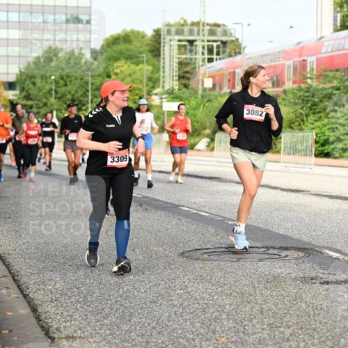 06.09.2026 - CURREX Alsterlauf Dr. Thomas Lammeyer http://msf.ph/oto/10138145 06.09.2026 10:04:19 Laufen 3309, 4590, 4166, 3082 meine-sportfotos.de