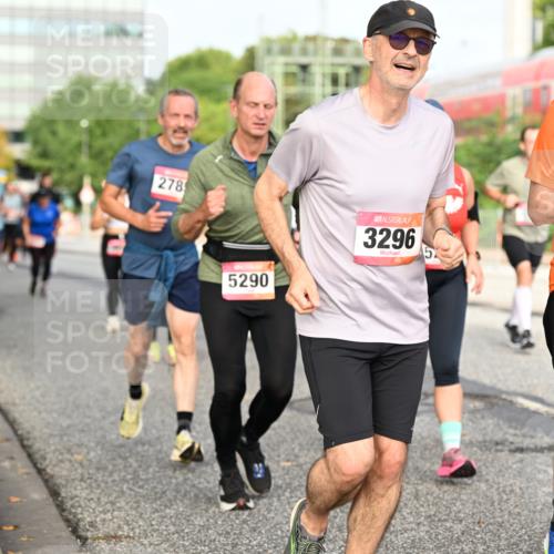 06.09.2026 - CURREX Alsterlauf Dr. Thomas Lammeyer http://msf.ph/oto/10138226 06.09.2026 10:04:27 Laufen 278, 5290, 3296, 5, 3298 meine-sportfotos.de