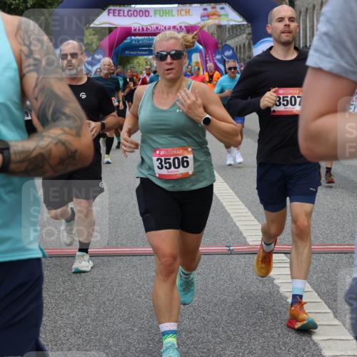 06.09.2026 - CURREX Alsterlauf Strokosch-Dieckow http://msf.ph/oto/10138281 06.09.2026 10:00:17 Ziel 2273, 2274, 2940, 3006, 3262, 3506, 3507, 3567, 3574, 3897, 4296, 4407, 5222, 5622, 5741, 6028, 6112, 6241, 6299, 6457, 8035, 8212 meine-sportfotos.de