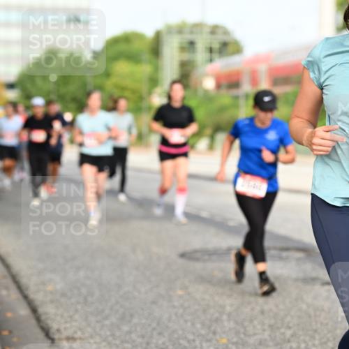 06.09.2026 - CURREX Alsterlauf Dr. Thomas Lammeyer http://msf.ph/oto/10138290 06.09.2026 10:04:33 Laufen 30, 2407 meine-sportfotos.de