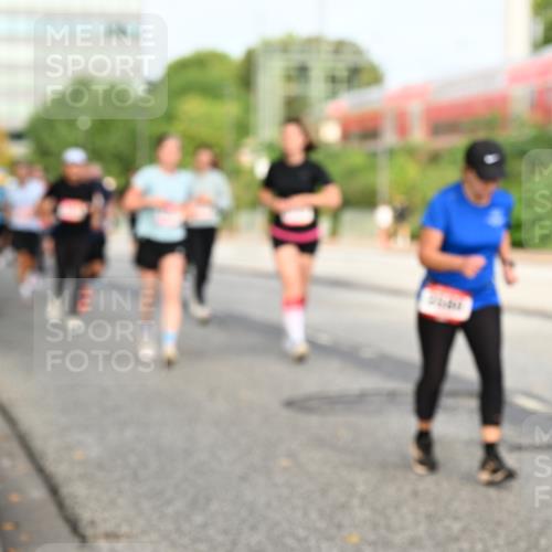 06.09.2026 - CURREX Alsterlauf Dr. Thomas Lammeyer http://msf.ph/oto/10138293 06.09.2026 10:04:33 Laufen  meine-sportfotos.de