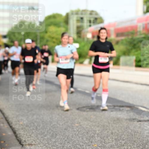 06.09.2026 - CURREX Alsterlauf Dr. Thomas Lammeyer http://msf.ph/oto/10138302 06.09.2026 10:04:34 Laufen  meine-sportfotos.de