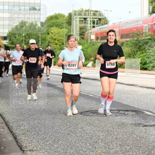 06.09.2026 - CURREX Alsterlauf Dr. Thomas Lammeyer http://msf.ph/oto/10138303 06.09.2026 10:04:34 Laufen 3811, 3812, 2035, 8297, 6168 meine-sportfotos.de