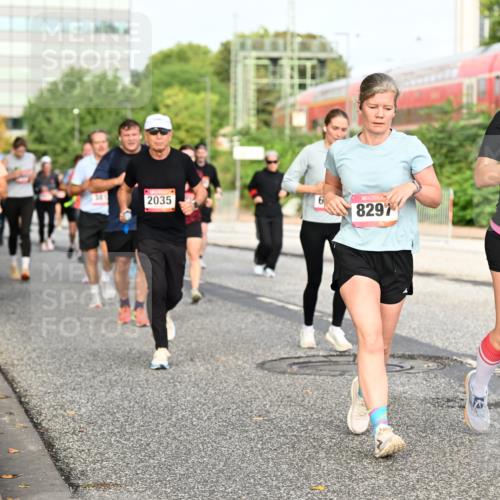 06.09.2026 - CURREX Alsterlauf Dr. Thomas Lammeyer http://msf.ph/oto/10138316 06.09.2026 10:04:36 Laufen 2035, 8297, 6168 meine-sportfotos.de