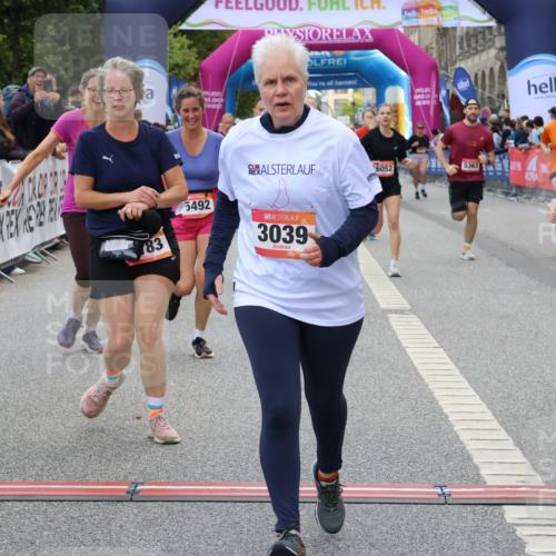06.09.2026 - CURREX Alsterlauf Strokosch-Dieckow http://msf.ph/oto/10138317 06.09.2026 10:14:20 Ziel 2800, 3039, 3418, 3513, 3864, 3986, 4196, 4205, 4452, 4637, 5183, 5363, 5395, 5475, 6052 meine-sportfotos.de