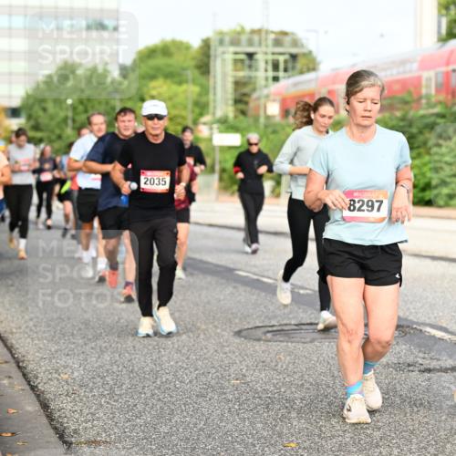 06.09.2026 - CURREX Alsterlauf Dr. Thomas Lammeyer http://msf.ph/oto/10138318 06.09.2026 10:04:36 Laufen 2035, 8297, 6168 meine-sportfotos.de