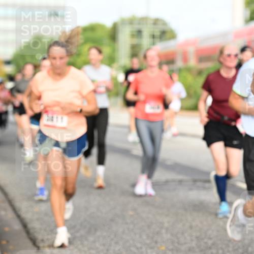 06.09.2026 - CURREX Alsterlauf Dr. Thomas Lammeyer http://msf.ph/oto/10138360 06.09.2026 10:04:40 Laufen 3812 meine-sportfotos.de
