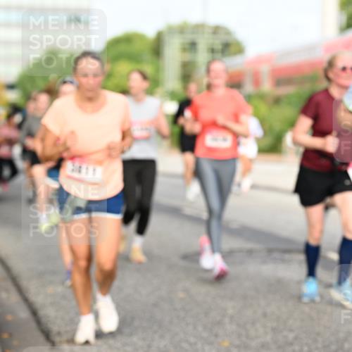 06.09.2026 - CURREX Alsterlauf Dr. Thomas Lammeyer http://msf.ph/oto/10138361 06.09.2026 10:04:40 Laufen 381 meine-sportfotos.de