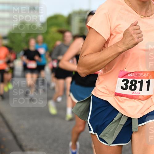 06.09.2026 - CURREX Alsterlauf Dr. Thomas Lammeyer http://msf.ph/oto/10138380 06.09.2026 10:04:41 Laufen 3811 meine-sportfotos.de