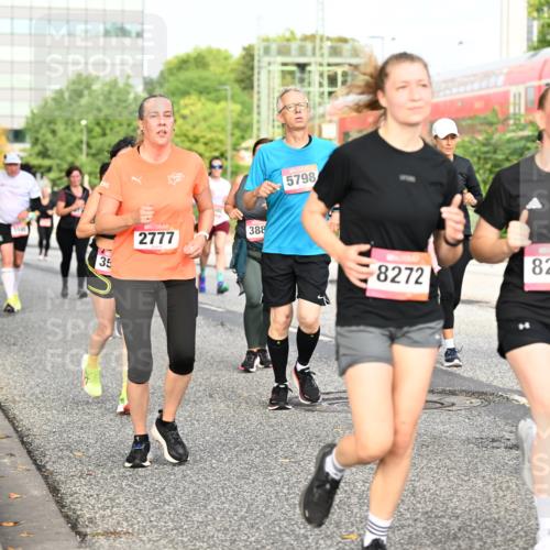 06.09.2026 - CURREX Alsterlauf Dr. Thomas Lammeyer http://msf.ph/oto/10138408 06.09.2026 10:04:44 Laufen 35, 2777, 388, 5798, 8273, 8272 meine-sportfotos.de