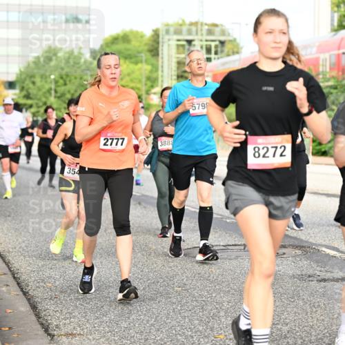 06.09.2026 - CURREX Alsterlauf Dr. Thomas Lammeyer http://msf.ph/oto/10138409 06.09.2026 10:04:44 Laufen 354, 2777, 3888, 2, 0, 5798, 8272, 8273 meine-sportfotos.de