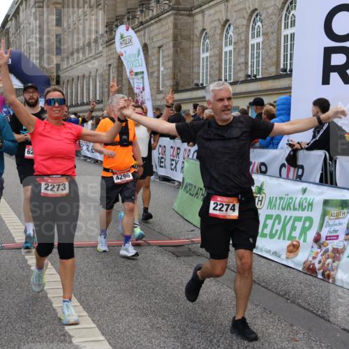 06.09.2026 - CURREX Alsterlauf Strokosch-Dieckow http://msf.ph/oto/10138418 06.09.2026 10:00:23 Ziel 2089, 2273, 2274, 2505, 2671, 2856, 2940, 3506, 3507, 3567, 3574, 4296, 4524, 4578, 5005, 5222, 5536, 5622, 6112, 6258, 6291, 6457 meine-sportfotos.de
