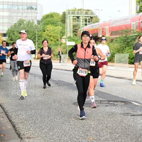 06.09.2026 - CURREX Alsterlauf Dr. Thomas Lammeyer http://msf.ph/oto/10138442 06.09.2026 10:04:47 Laufen 5985, 011, 2519, 05, 5030 meine-sportfotos.de