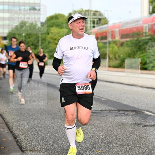 06.09.2026 - CURREX Alsterlauf Dr. Thomas Lammeyer http://msf.ph/oto/10138471 06.09.2026 10:04:50 Laufen 4730, 5985 meine-sportfotos.de