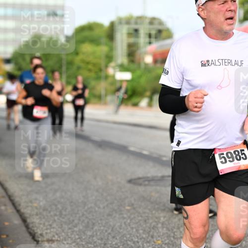 06.09.2026 - CURREX Alsterlauf Dr. Thomas Lammeyer http://msf.ph/oto/10138478 06.09.2026 10:04:51 Laufen 5985 meine-sportfotos.de