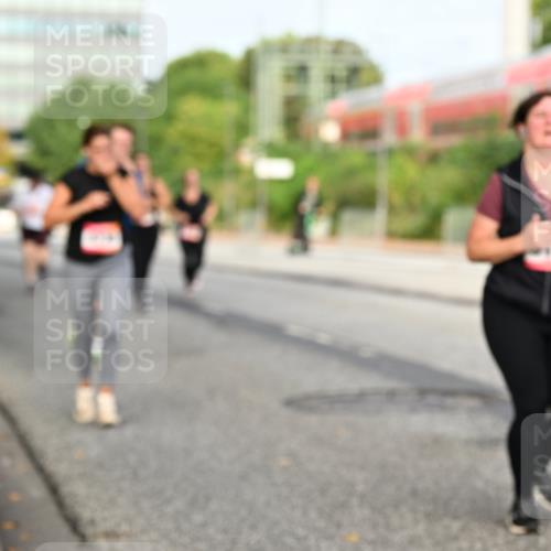06.09.2026 - CURREX Alsterlauf Dr. Thomas Lammeyer http://msf.ph/oto/10138484 06.09.2026 10:04:51 Laufen  meine-sportfotos.de