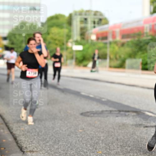 06.09.2026 - CURREX Alsterlauf Dr. Thomas Lammeyer http://msf.ph/oto/10138486 06.09.2026 10:04:52 Laufen  meine-sportfotos.de
