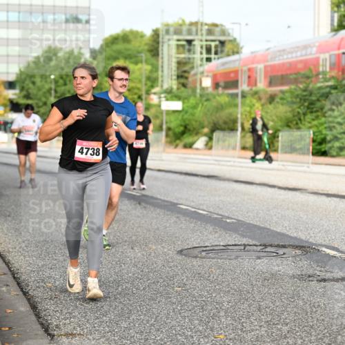 06.09.2026 - CURREX Alsterlauf Dr. Thomas Lammeyer http://msf.ph/oto/10138493 06.09.2026 10:04:52 Laufen 4738 meine-sportfotos.de