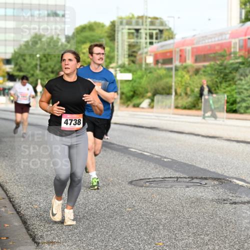 06.09.2026 - CURREX Alsterlauf Dr. Thomas Lammeyer http://msf.ph/oto/10138496 06.09.2026 10:04:52 Laufen 4738 meine-sportfotos.de