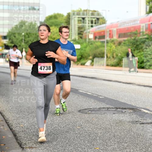 06.09.2026 - CURREX Alsterlauf Dr. Thomas Lammeyer http://msf.ph/oto/10138498 06.09.2026 10:04:52 Laufen 4738 meine-sportfotos.de