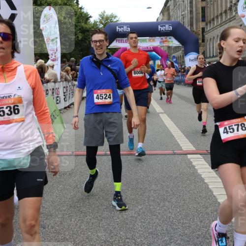 06.09.2026 - CURREX Alsterlauf Strokosch-Dieckow http://msf.ph/oto/10138503 06.09.2026 10:00:29 Ziel 2089, 2124, 2257, 2273, 2274, 2505, 2545, 2671, 2721, 2856, 4296, 4461, 4468, 4524, 4578, 5005, 5536, 6180, 6258, 6291, 6436, 6457, 8008, 8063, 8318 meine-sportfotos.de