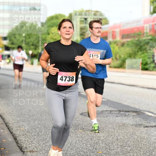 06.09.2026 - CURREX Alsterlauf Dr. Thomas Lammeyer http://msf.ph/oto/10138506 06.09.2026 10:04:53 Laufen 4738, 4115 meine-sportfotos.de